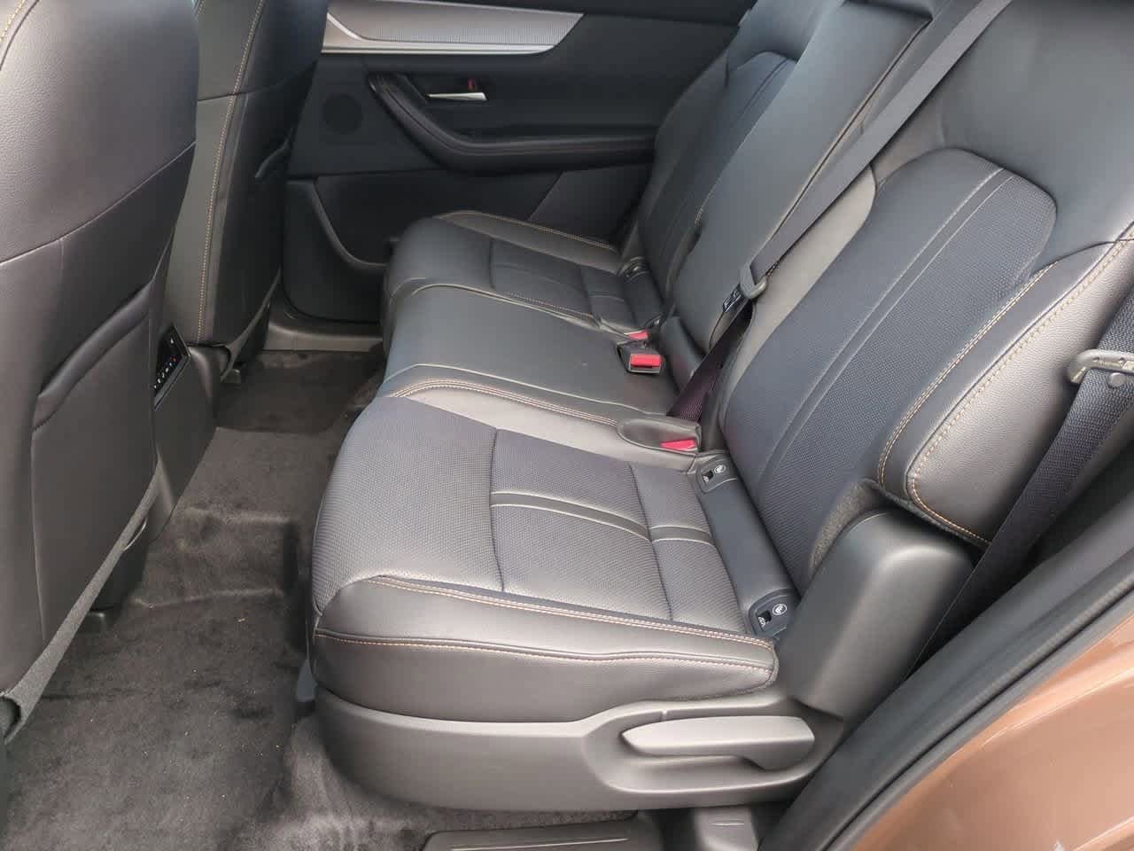 Thumbnail: 2026 Mazda CX-70 - 19