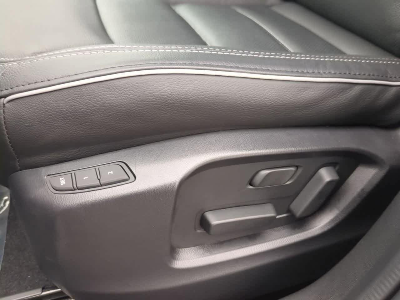 Thumbnail: 2025 Mazda CX-5 - 16