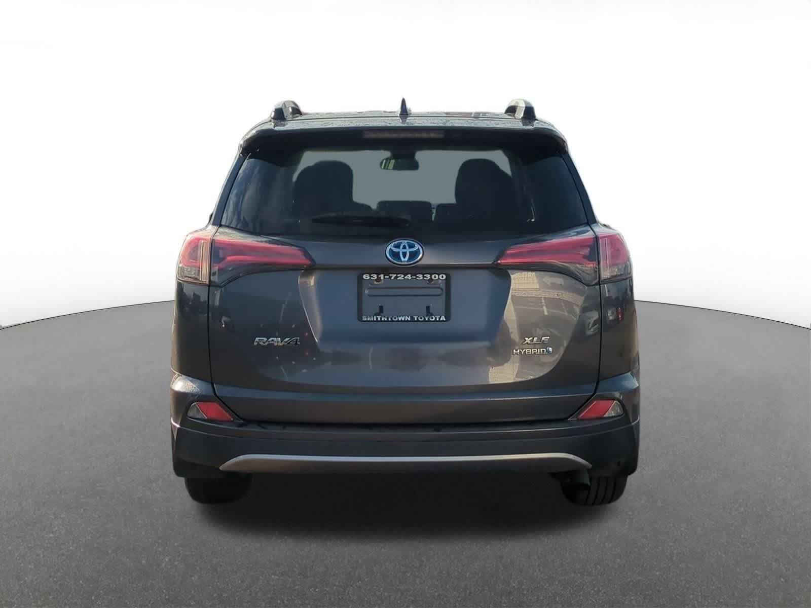 Thumbnail: 2018 Toyota RAV4 - 5