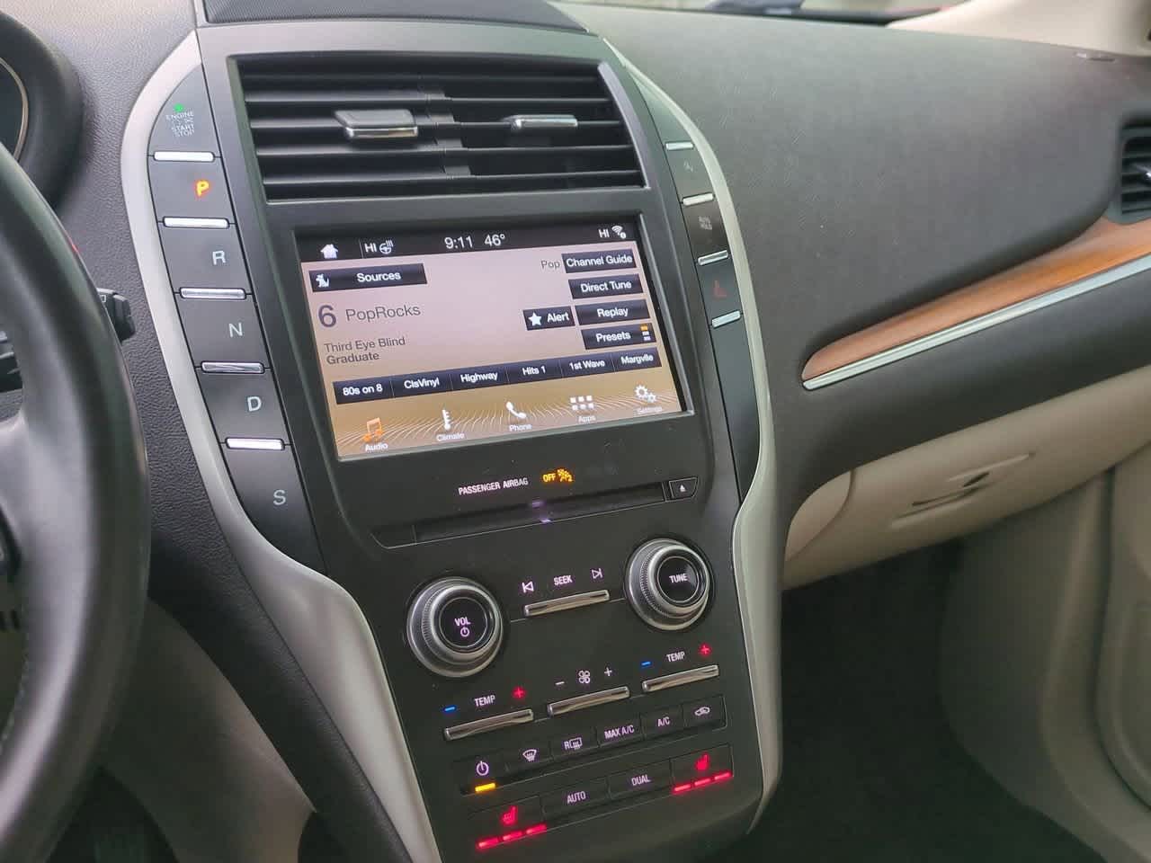 Thumbnail: 2017 Lincoln MKC - 26