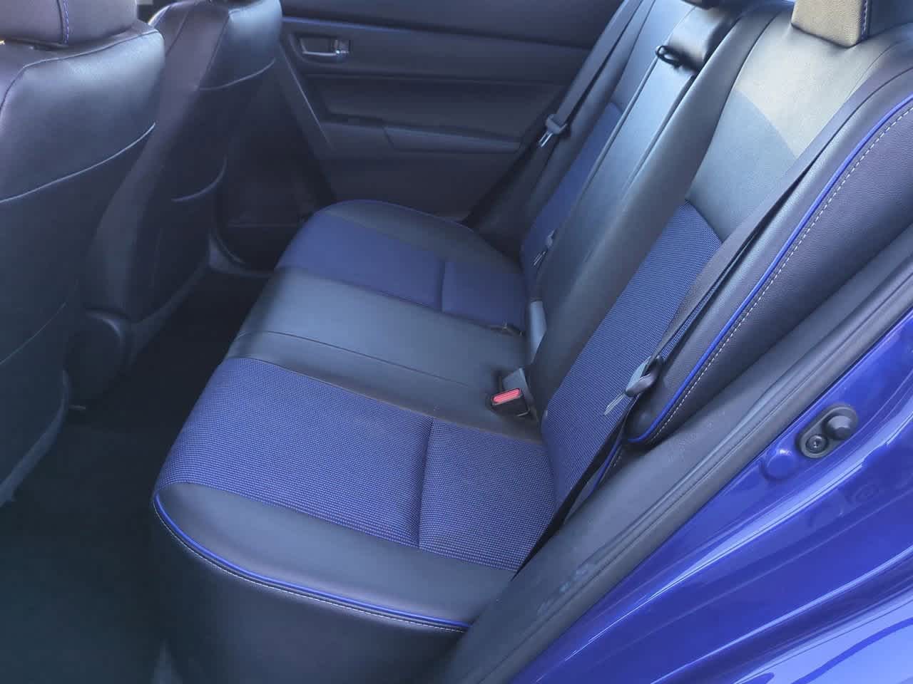 Thumbnail: 2017 Toyota Corolla - 18