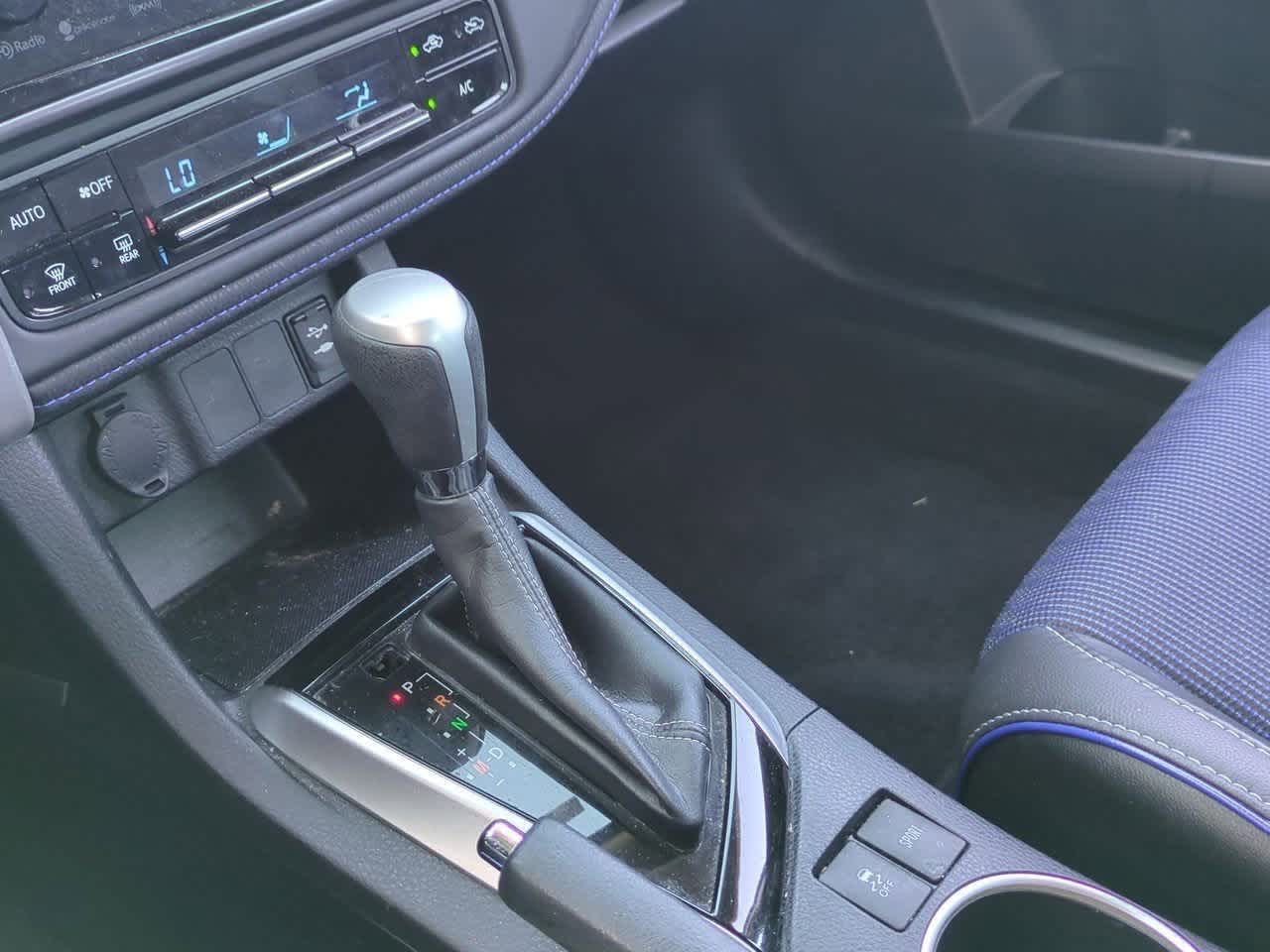 Thumbnail: 2017 Toyota Corolla - 30