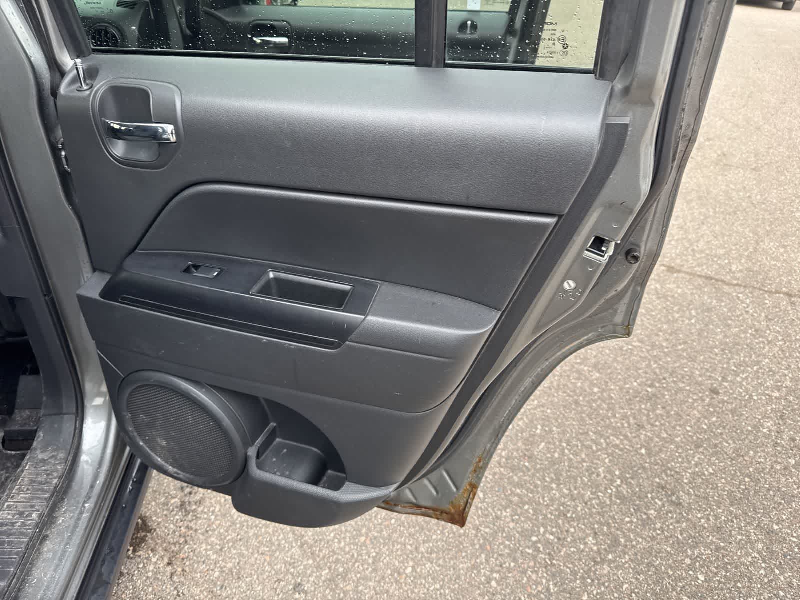 Thumbnail: 2014 Jeep Patriot - 23