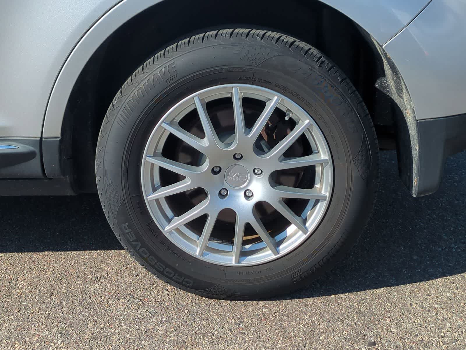 Thumbnail: 2011 Lincoln MKX - 13