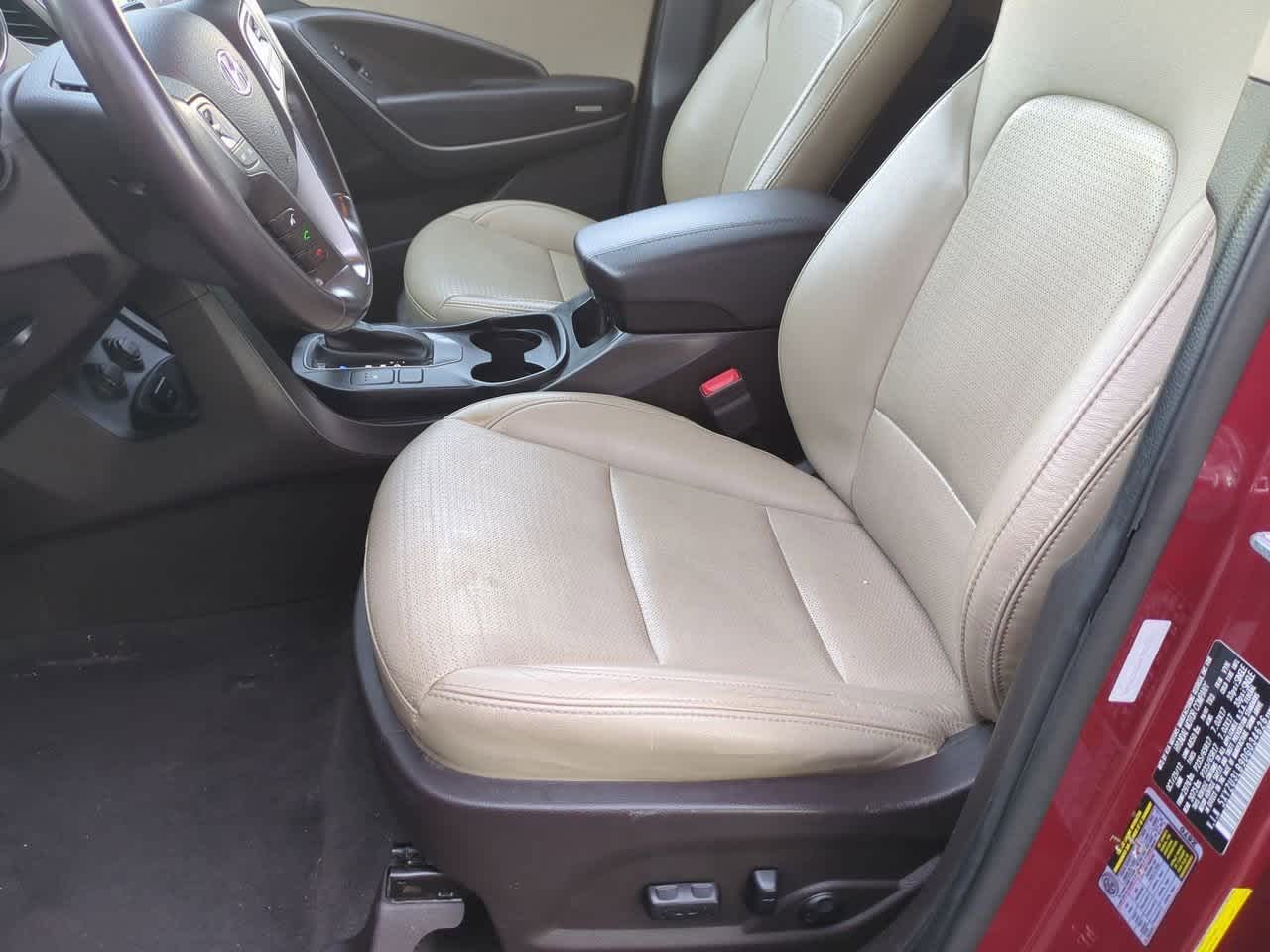 Thumbnail: 2013 Hyundai Santa Fe - 15