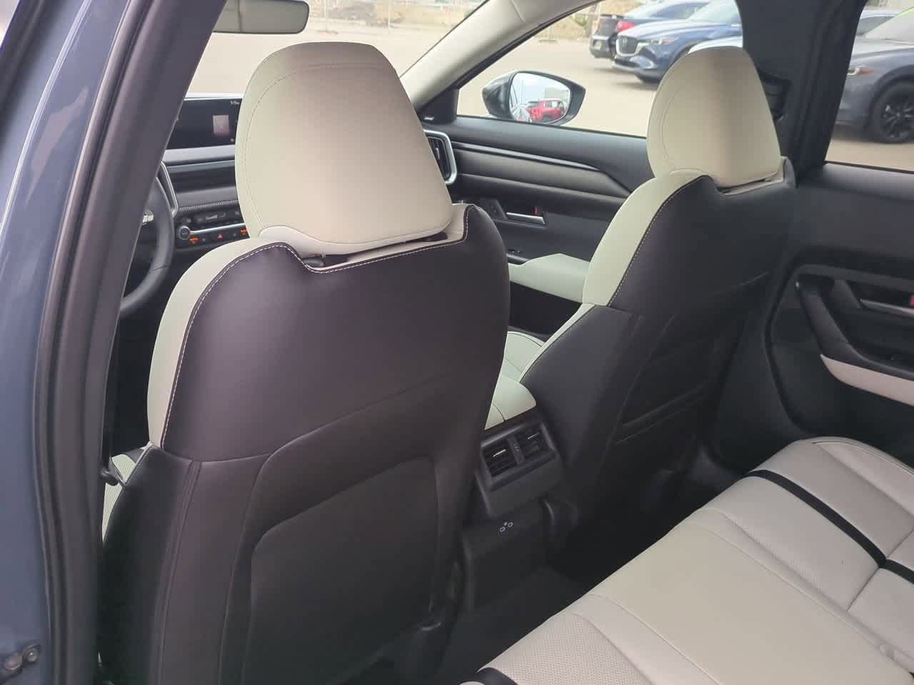 Thumbnail: 2026 Mazda CX-50 - 17