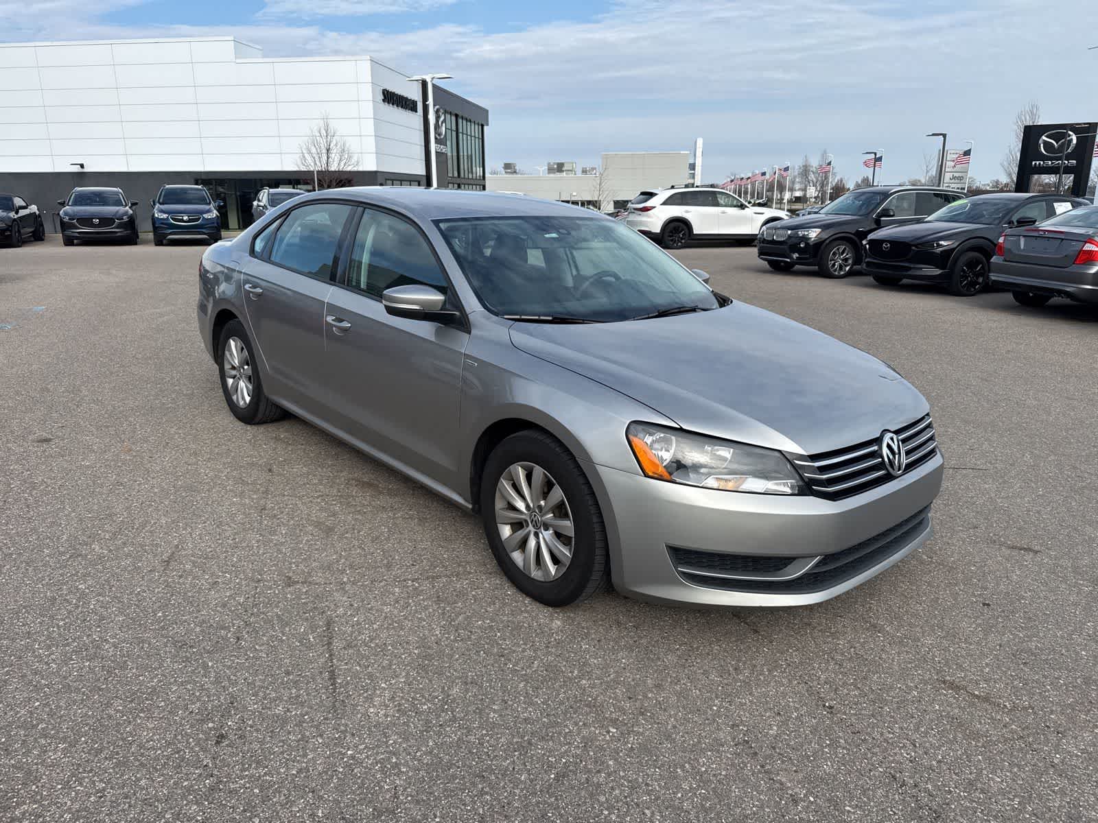 Thumbnail: 2013 Volkswagen Passat - 3