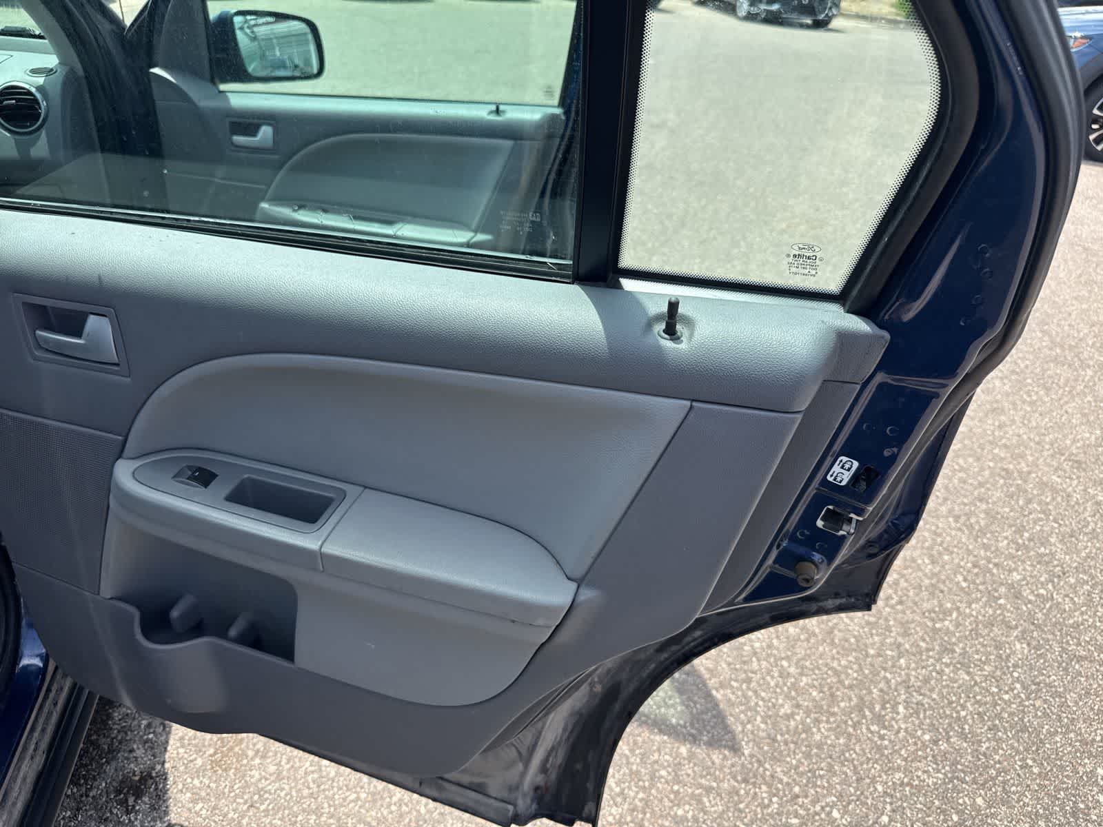 Thumbnail: 2007 Ford Freestyle - 26