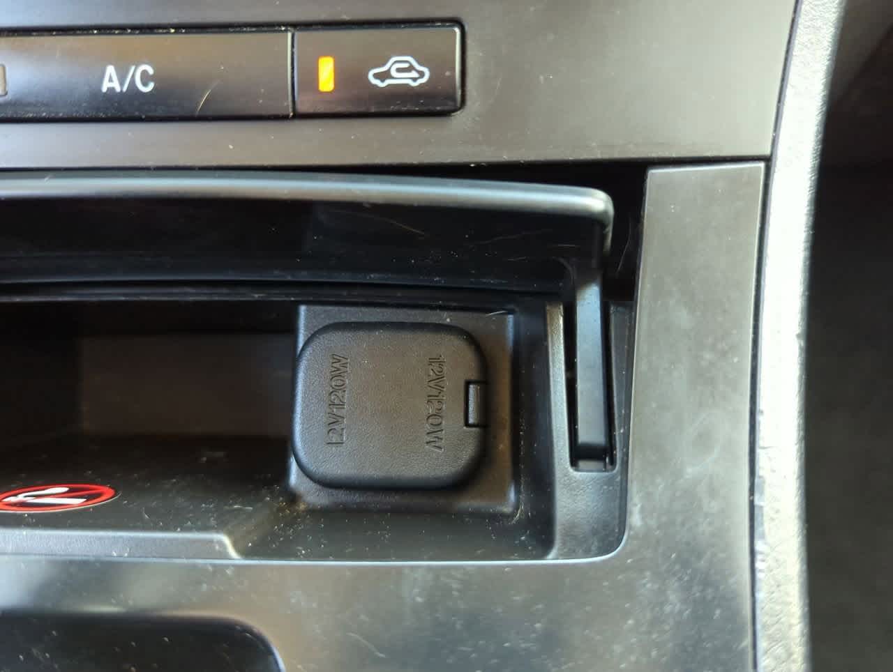 2012 Mazda Mazda3 i Touring 26