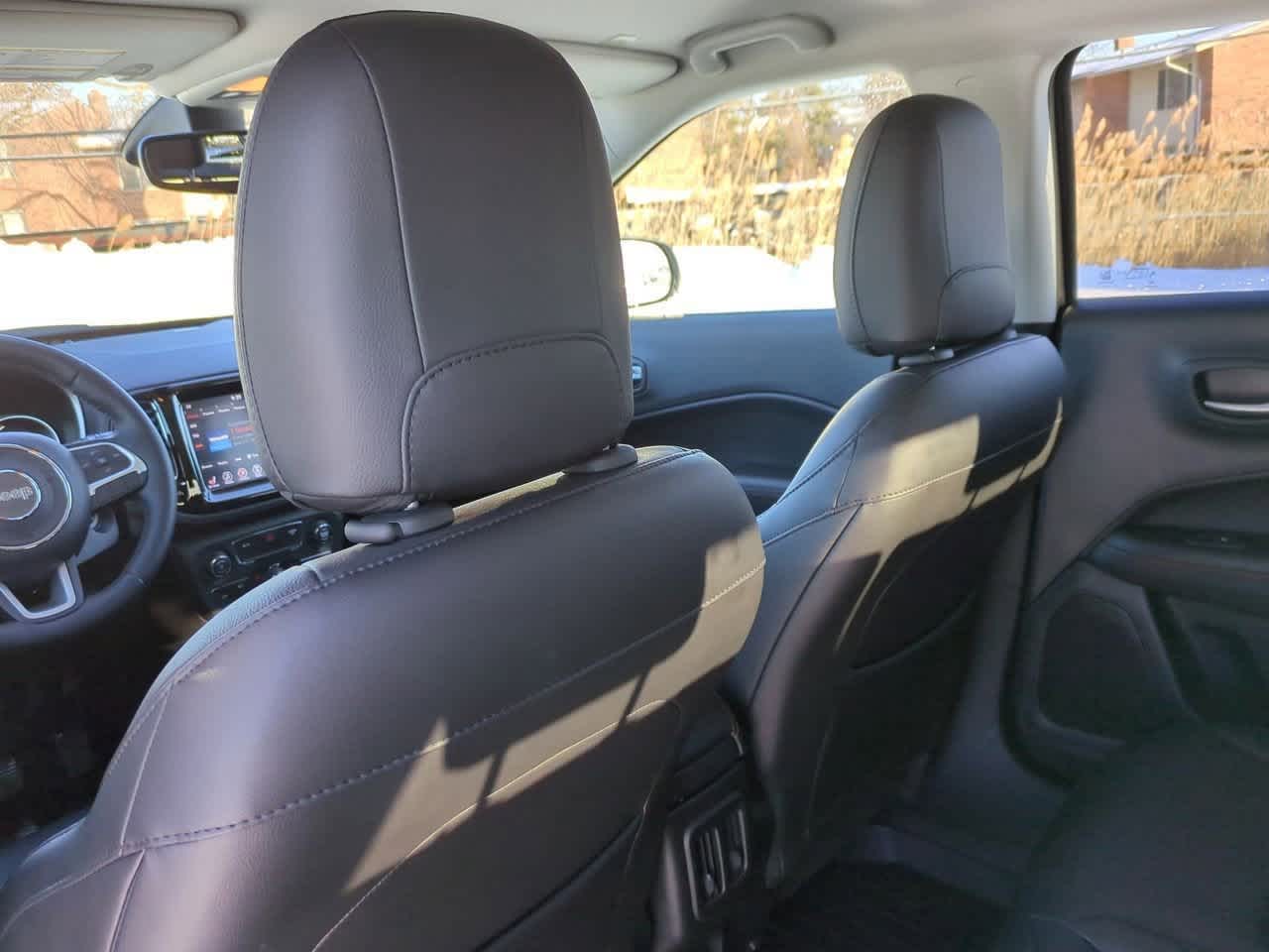 Thumbnail: 2018 Jeep Compass - 15