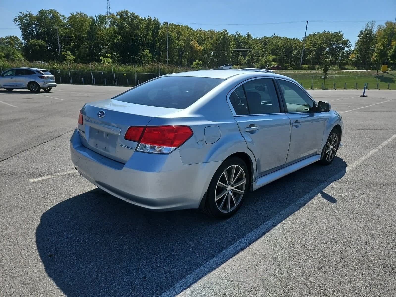 Thumbnail: 2013 Subaru Legacy - 5