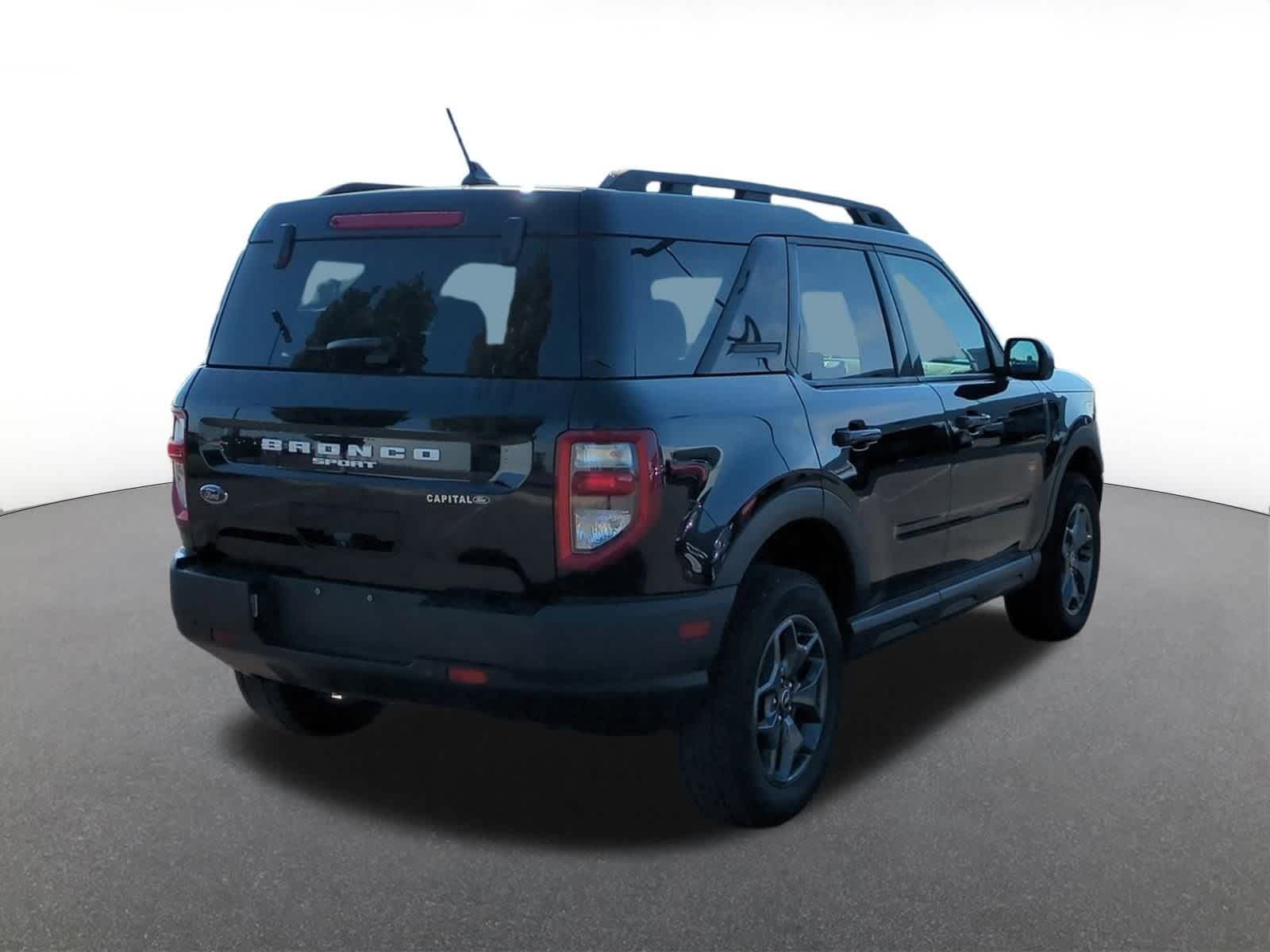 Thumbnail: 2022 Ford Bronco Sport - 6