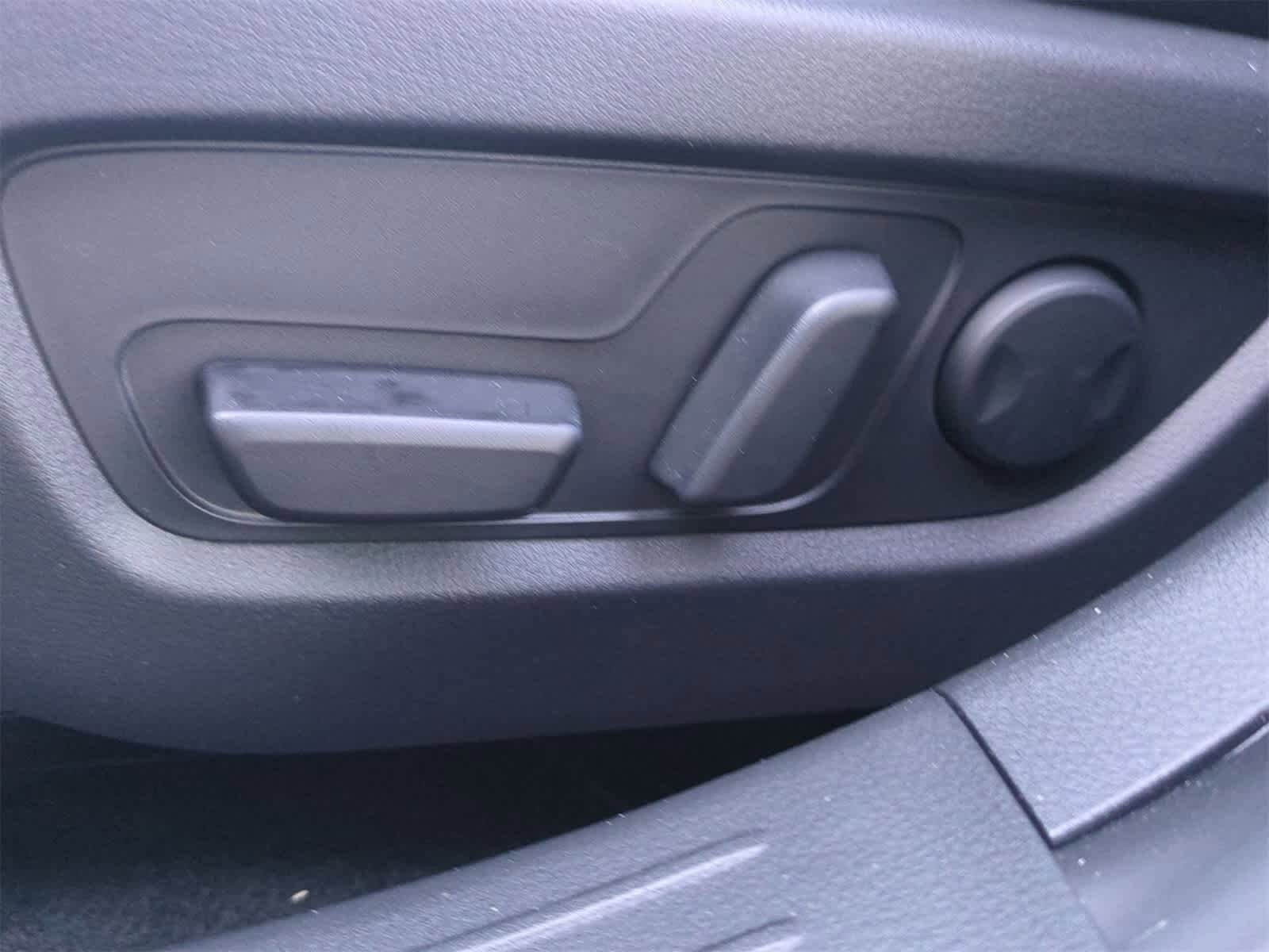 Thumbnail: 2026 Mazda CX-50 - 16