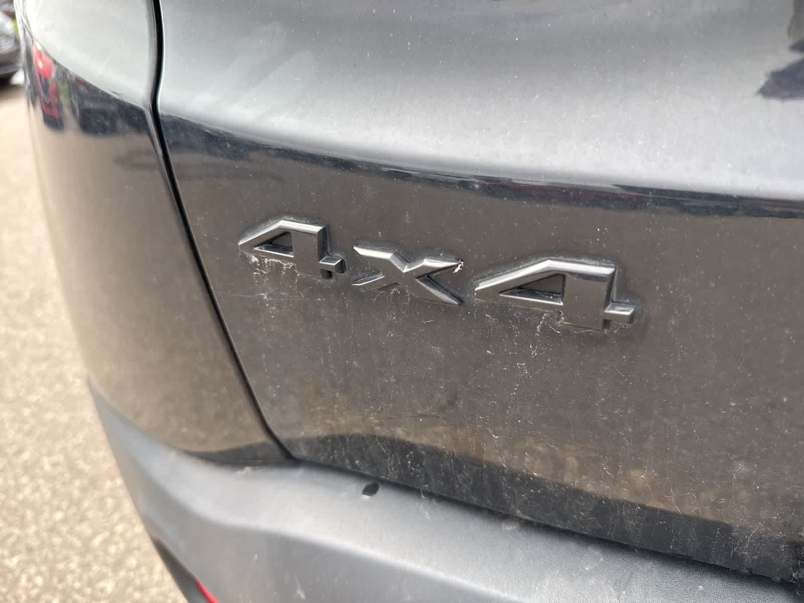 Thumbnail: 2017 Jeep Renegade - 19