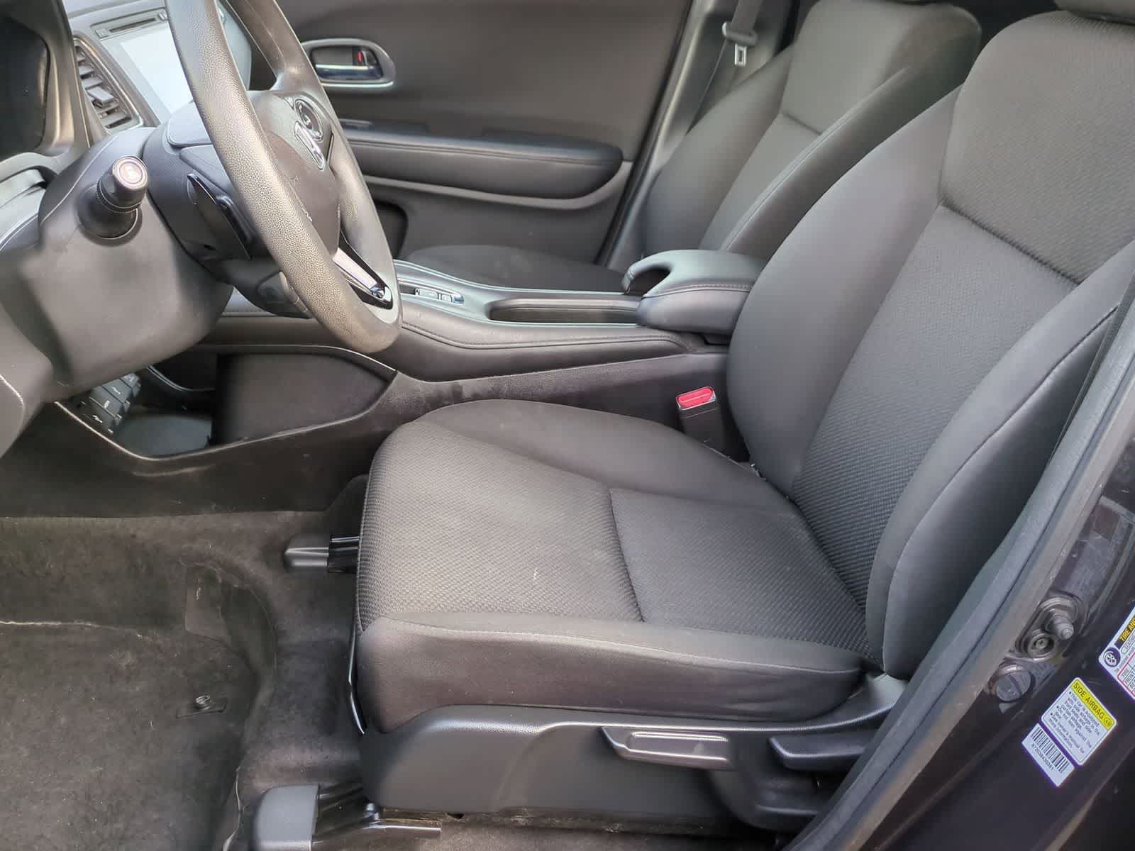 Thumbnail: 2016 Honda HR-V - 15