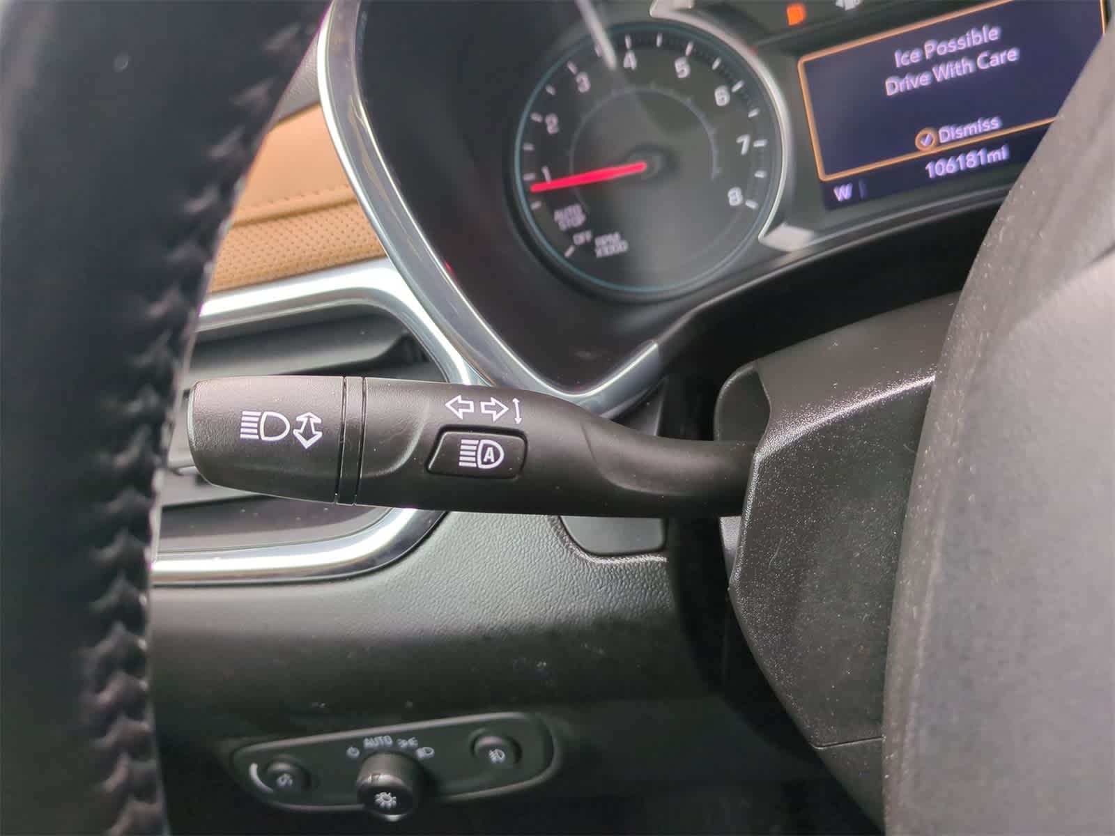 Thumbnail: 2020 Chevrolet Equinox - 27