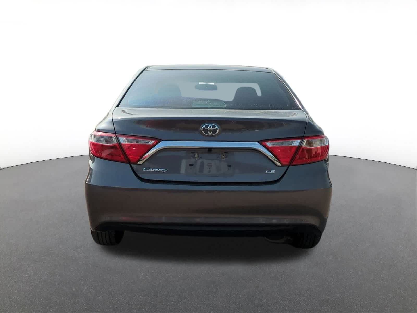 Thumbnail: 2016 Toyota Camry - 5