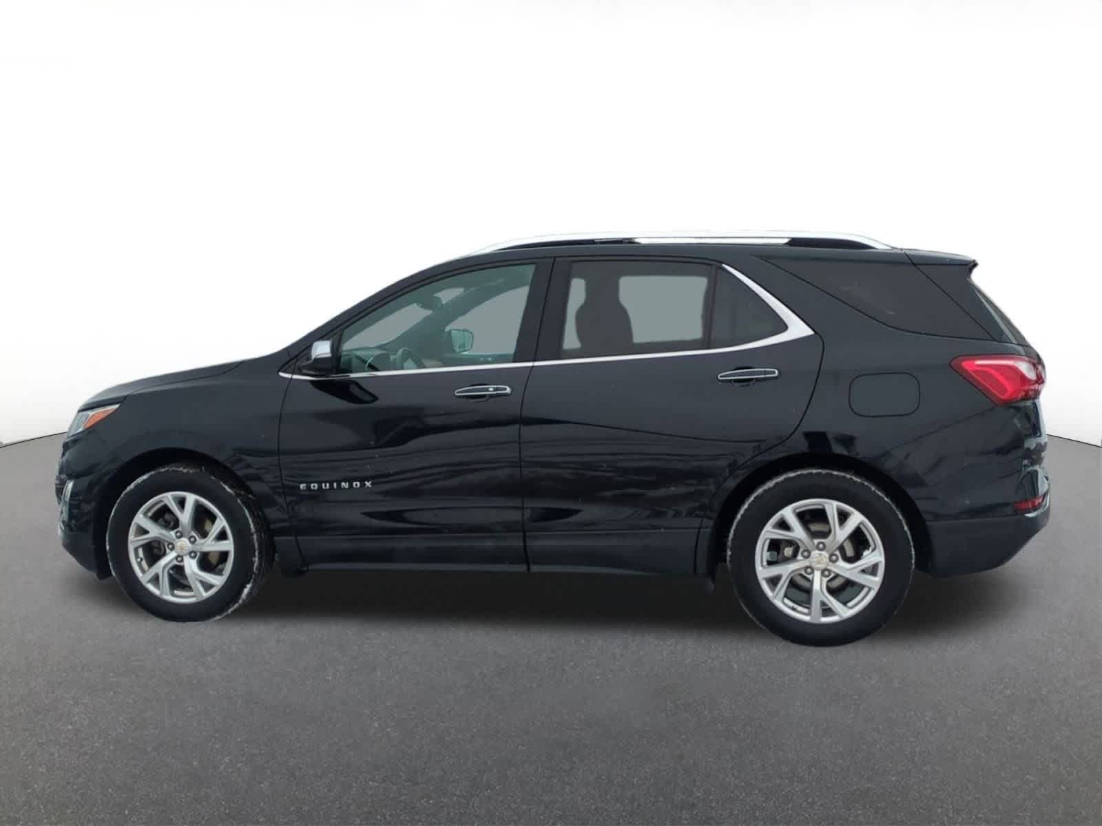 Thumbnail: 2020 Chevrolet Equinox - 3