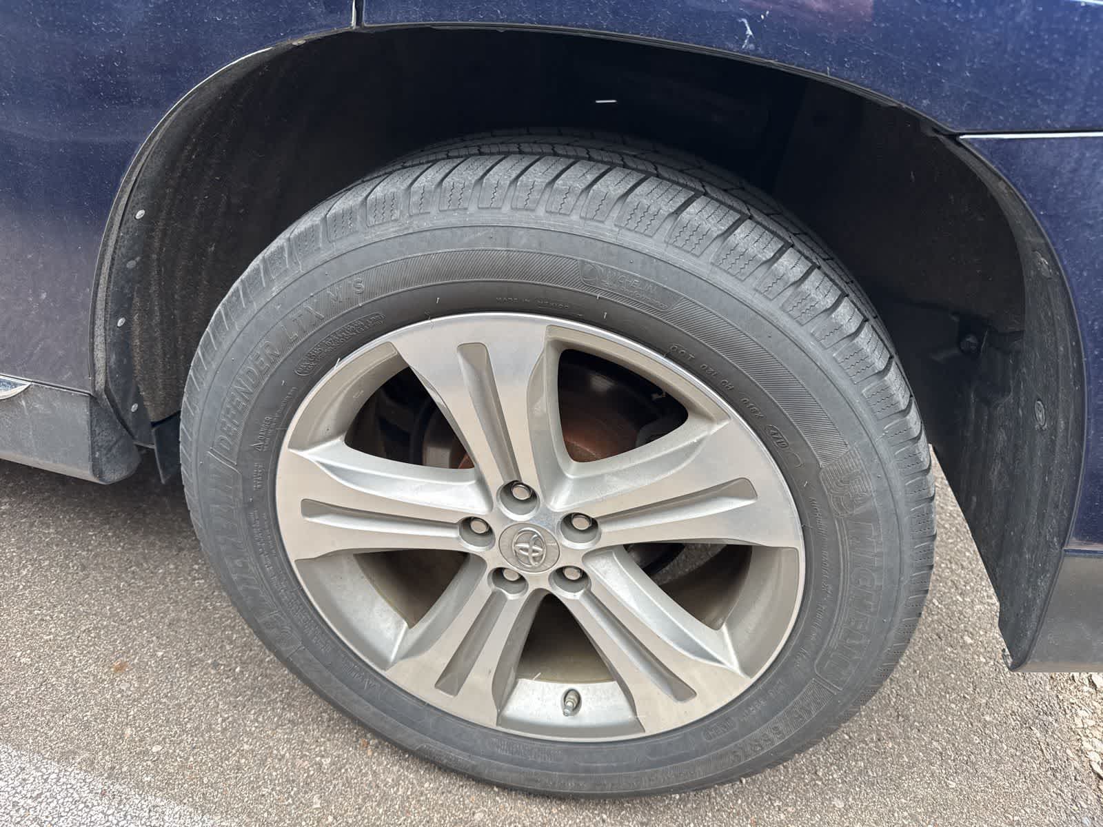 Thumbnail: 2013 Toyota Highlander - 8