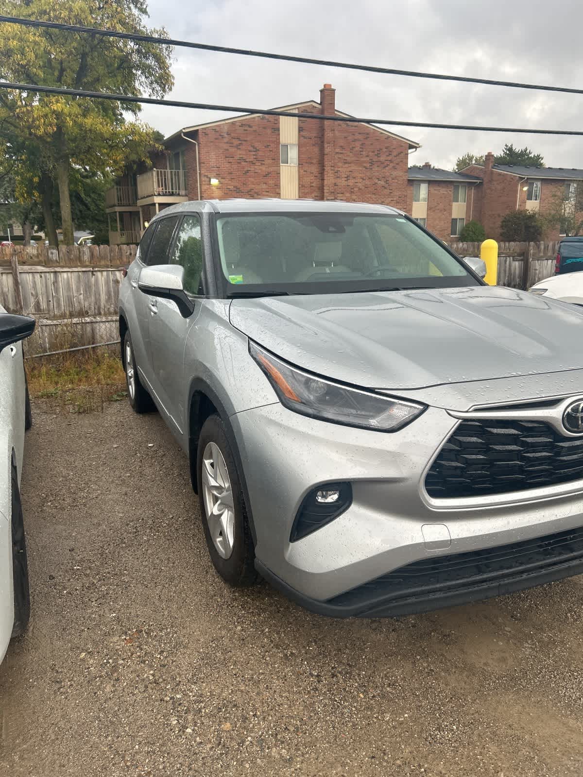 Thumbnail: 2022 Toyota Highlander - 2