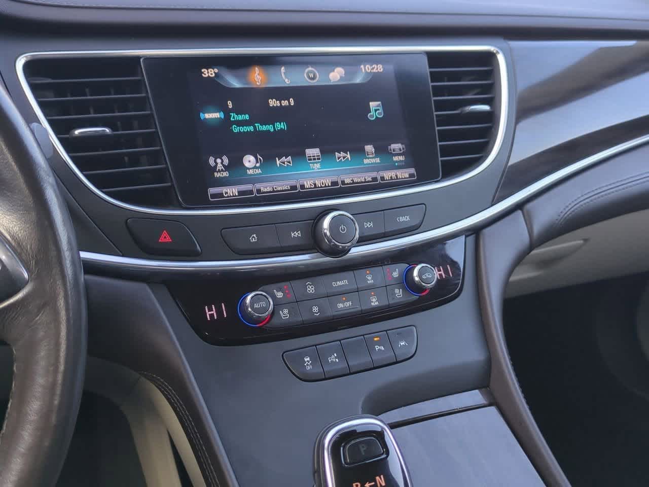 Thumbnail: 2017 Buick LaCrosse - 28