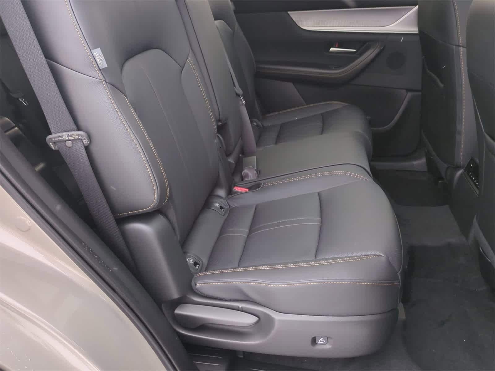 Thumbnail: 2026 Mazda CX-90 - 20