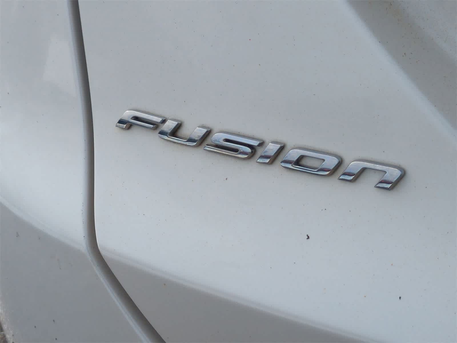 Thumbnail: 2013 Ford Fusion - 12
