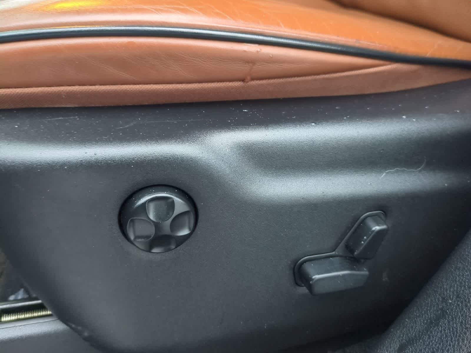 Thumbnail: 2016 Jeep Grand Cherokee - 16