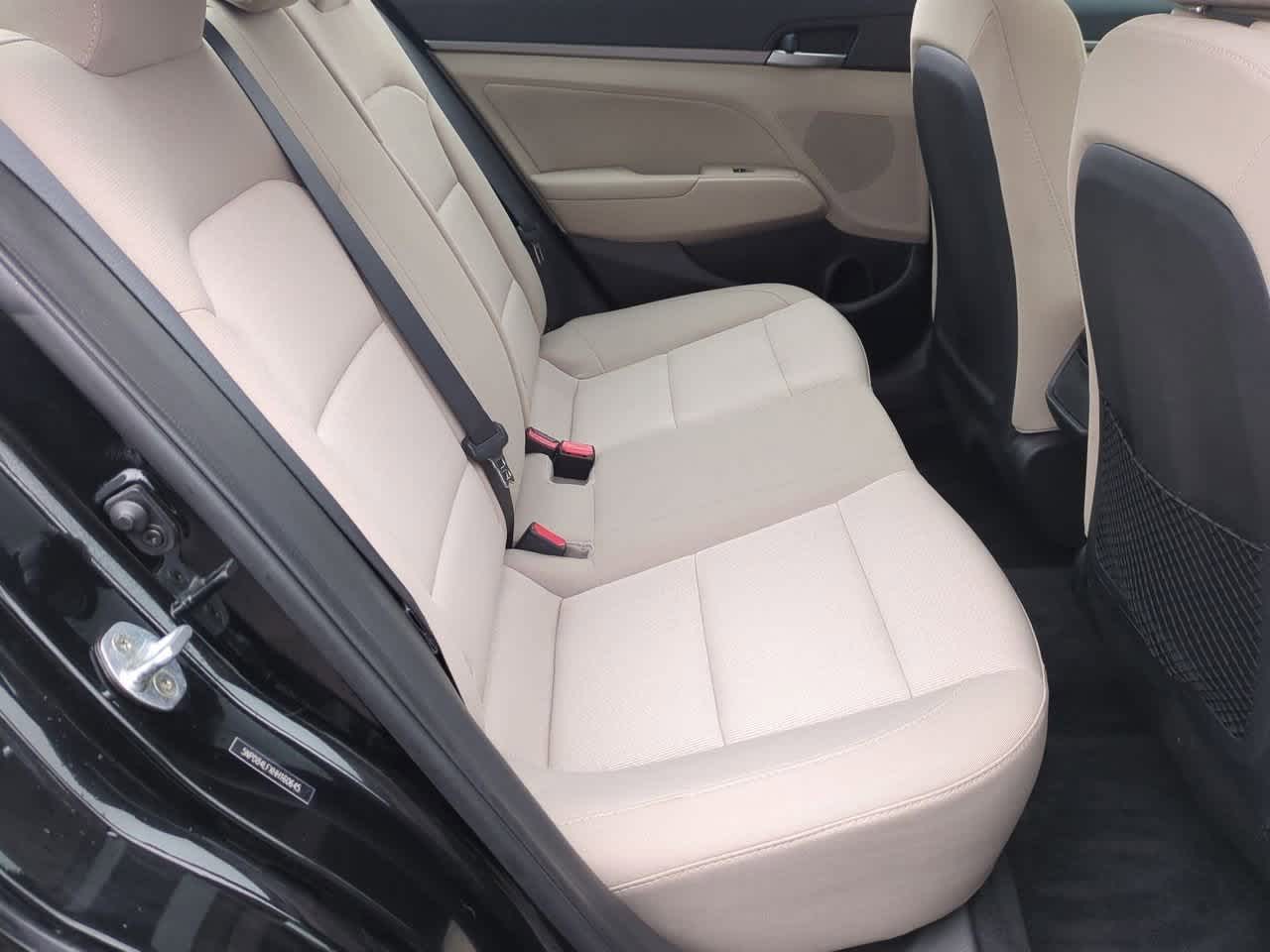 Thumbnail: 2017 Hyundai Elantra - 20