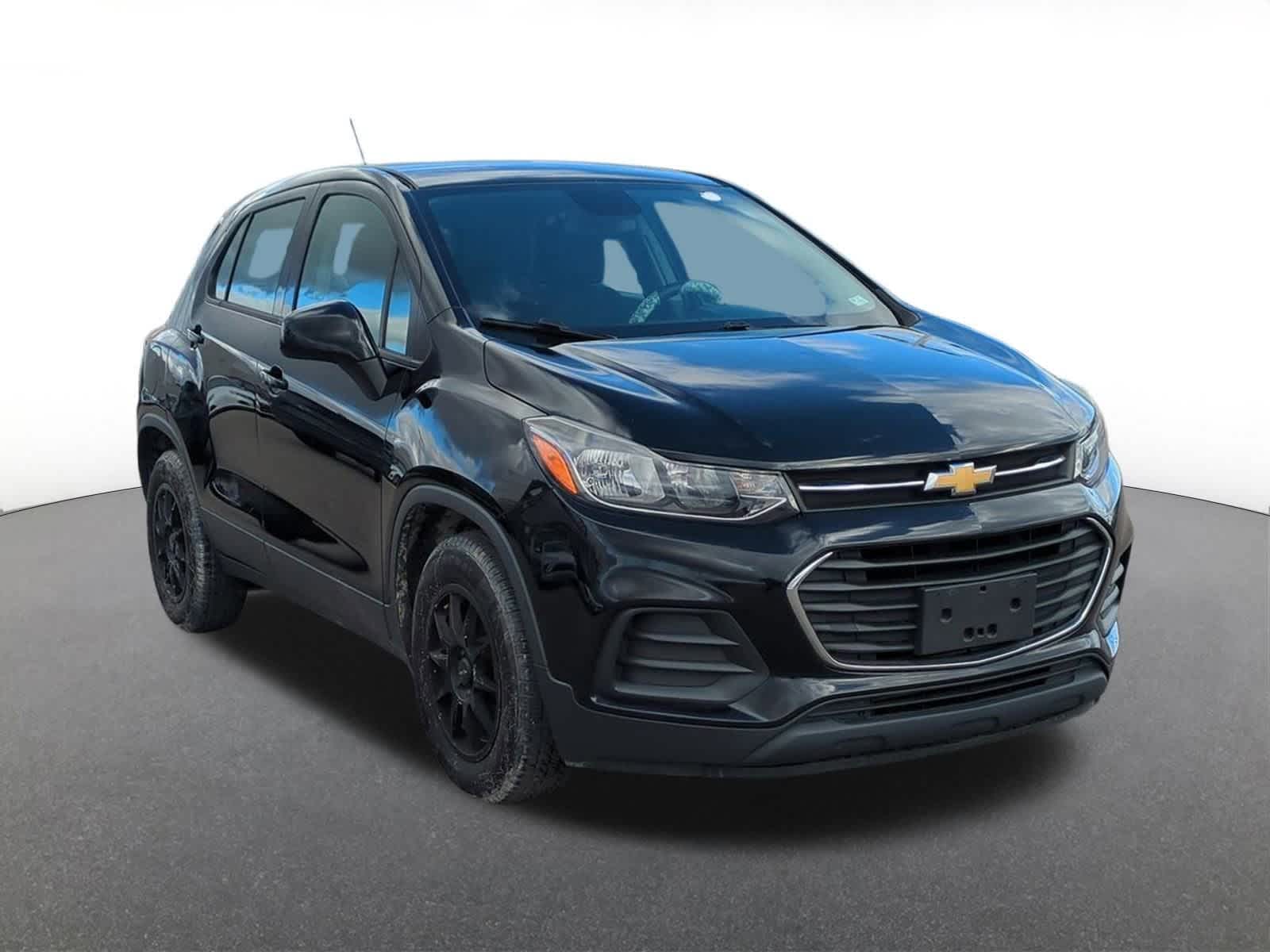 Thumbnail: 2017 Chevrolet Trax - 8