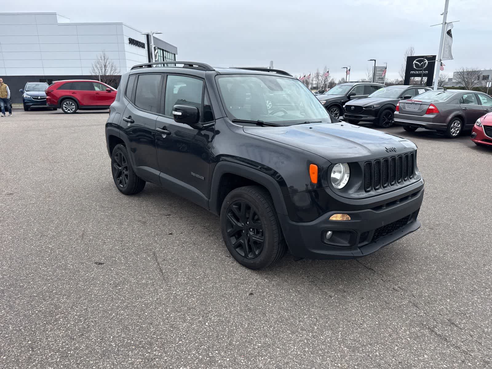 Thumbnail: 2017 Jeep Renegade - 3