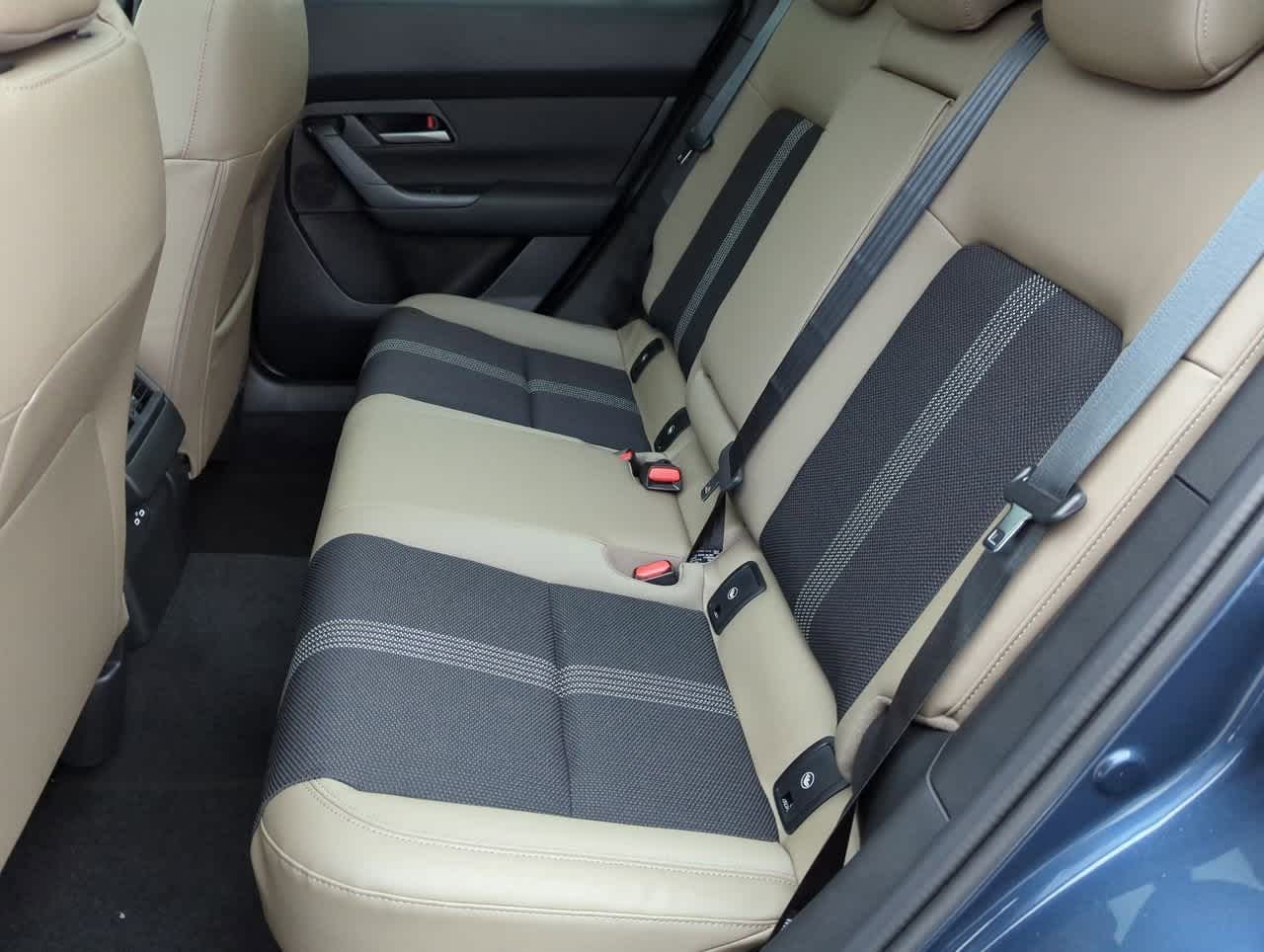 Thumbnail: 2025 Mazda CX-50 - 18