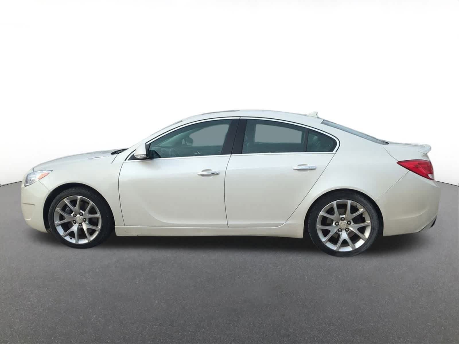 2013 Buick Regal GS photo 3