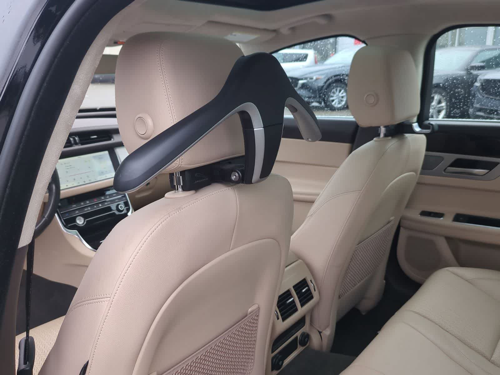 Thumbnail: 2020 Jaguar XF - 17