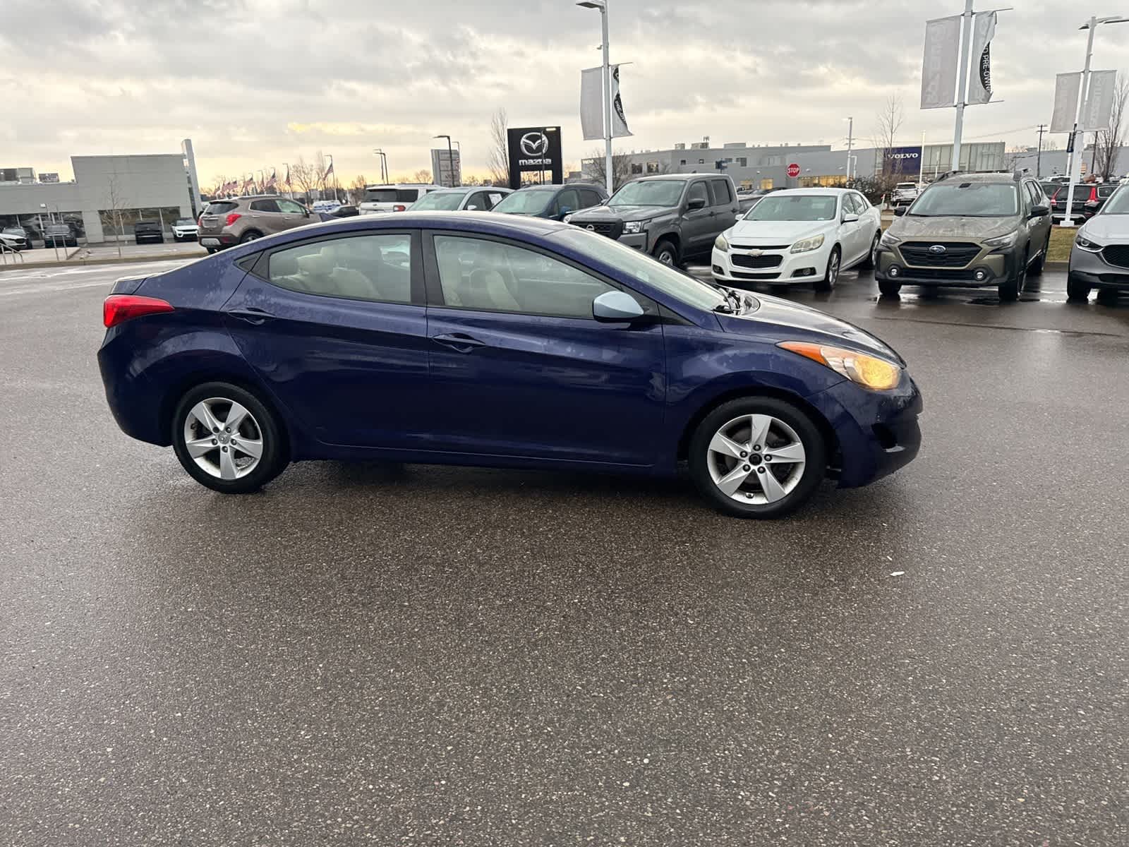 Thumbnail: 2013 Hyundai Elantra - 4