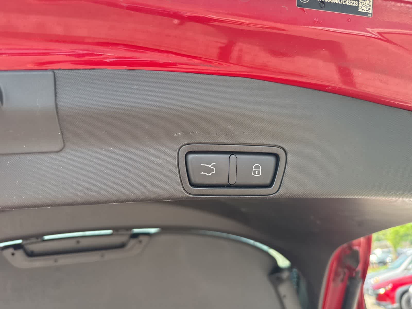 Thumbnail: 2019 Alfa Romeo Stelvio - 23