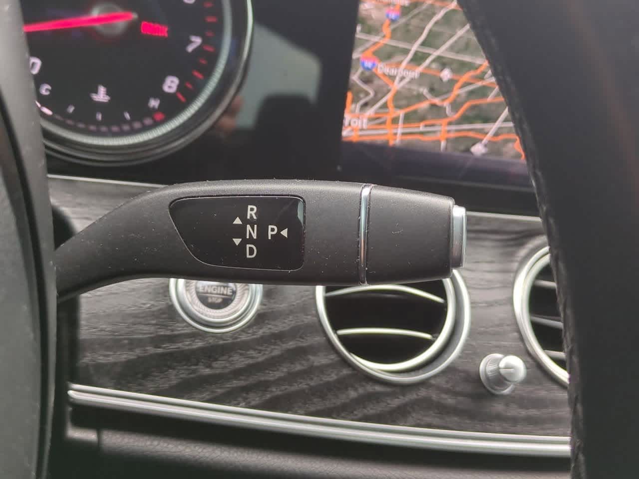 Thumbnail: 2018 Mercedes-Benz E-Class - 32
