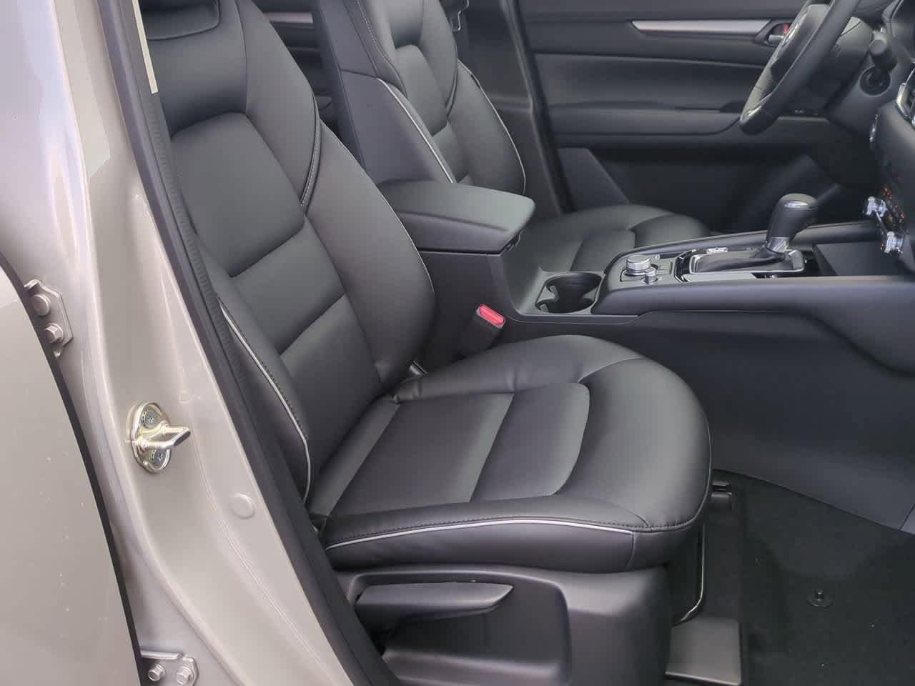 Thumbnail: 2025 Mazda CX-5 - 21