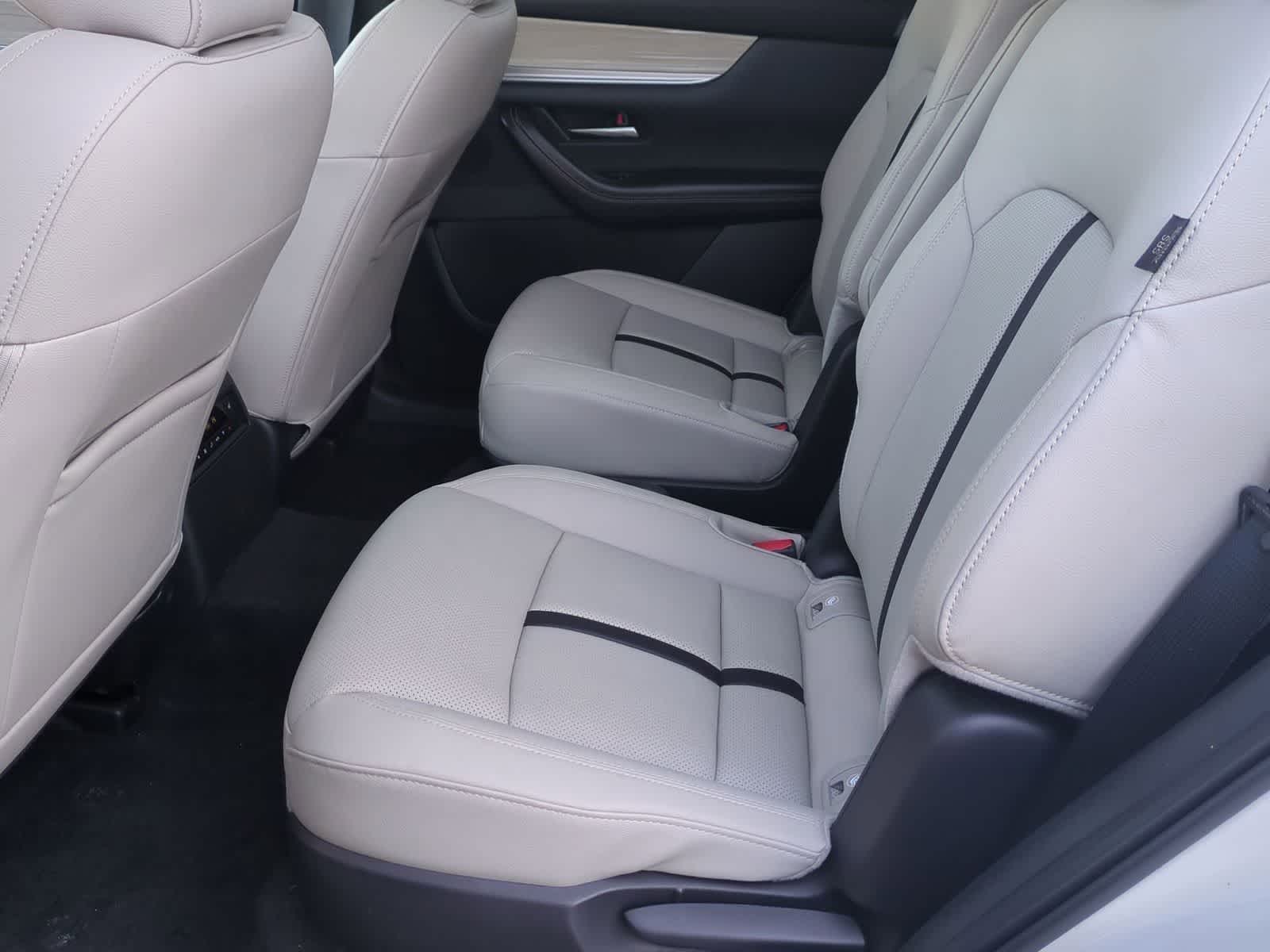 Thumbnail: 2026 Mazda CX-90 - 18