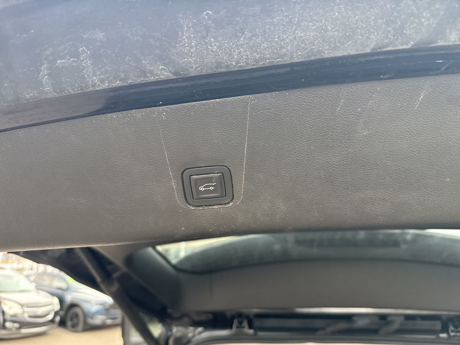 Thumbnail: 2019 Chevrolet Traverse - 24