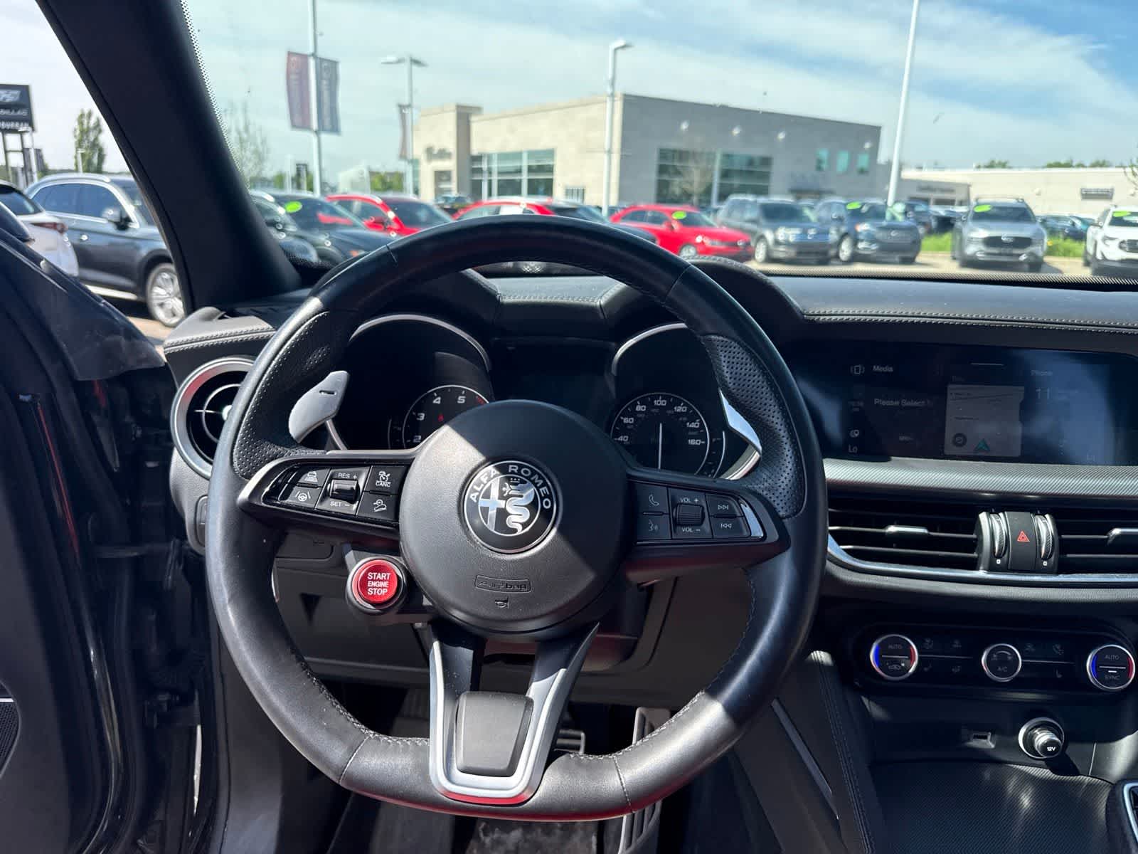 Thumbnail: 2023 Alfa Romeo Stelvio - 20