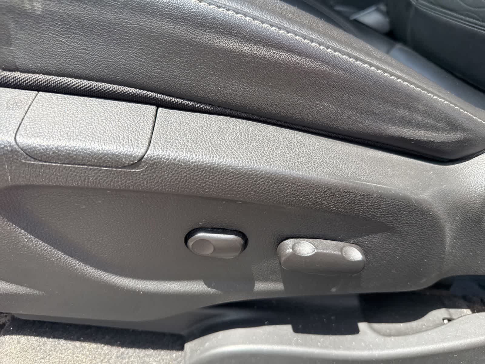 Thumbnail: 2016 Buick Encore - 17