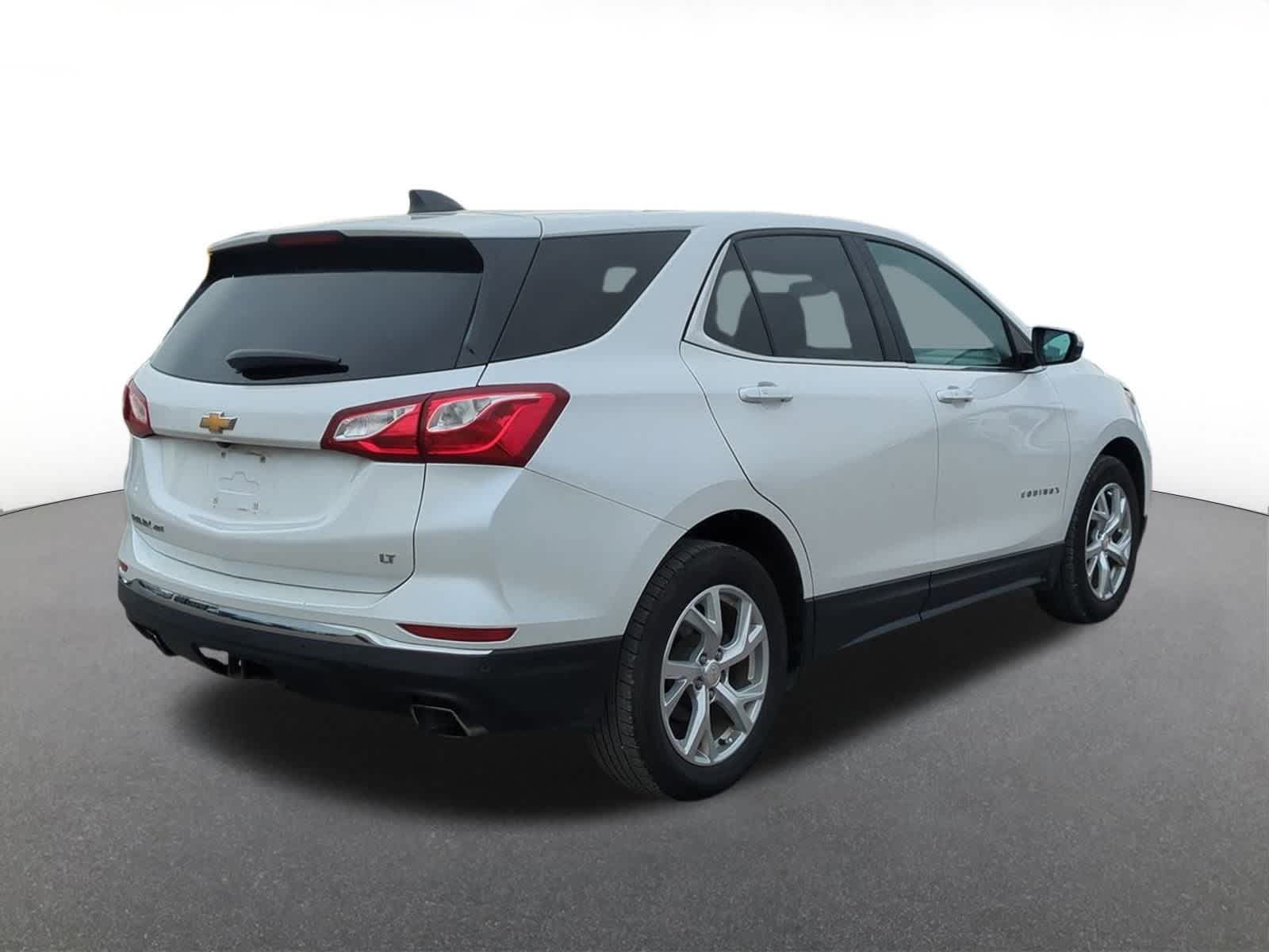Thumbnail: 2018 Chevrolet Equinox - 6