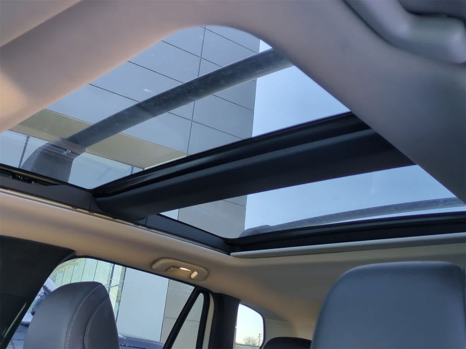 Thumbnail: 2023 Mazda CX-50 - 18