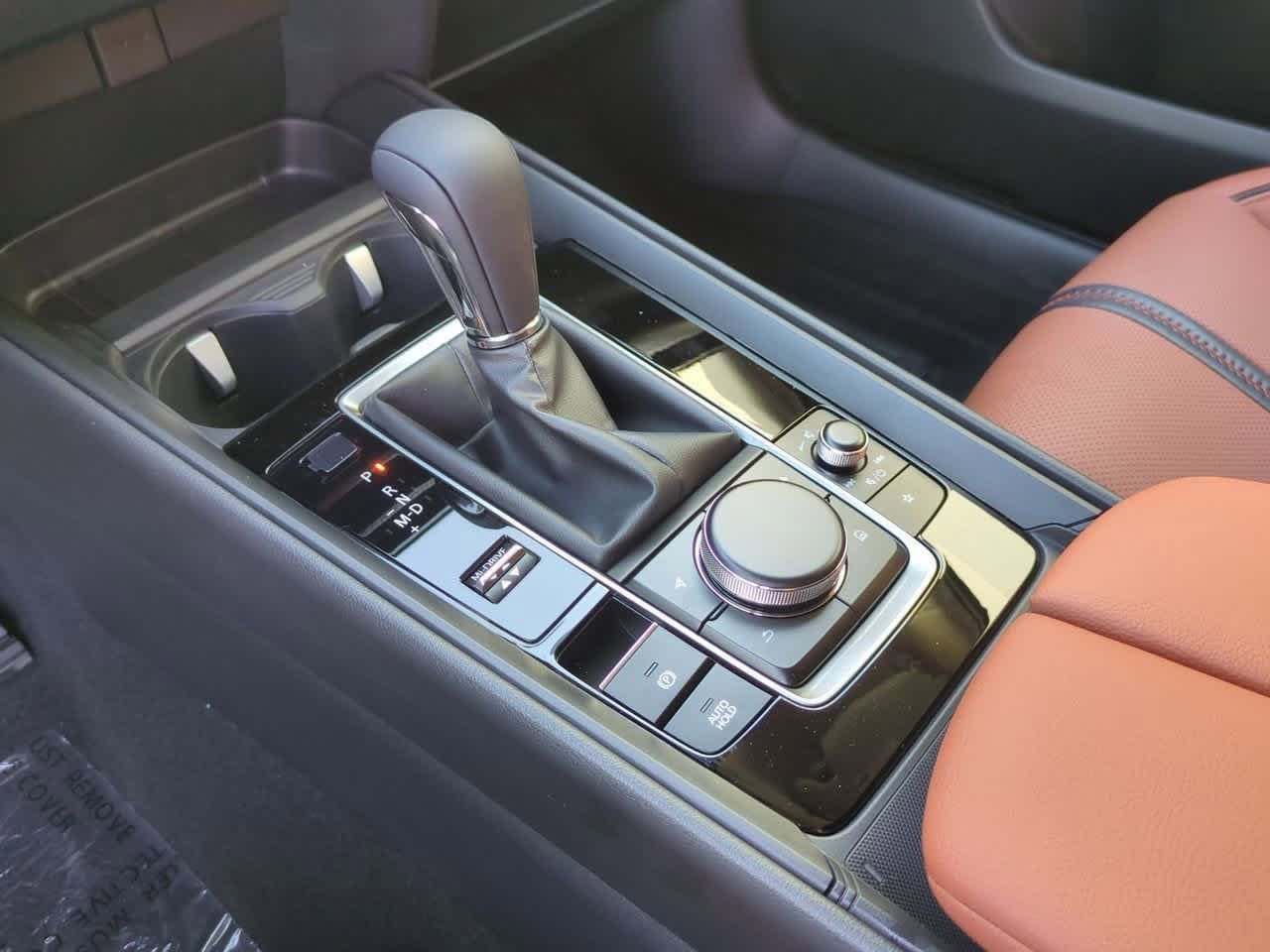 Thumbnail: 2025 Mazda CX-50 - 32