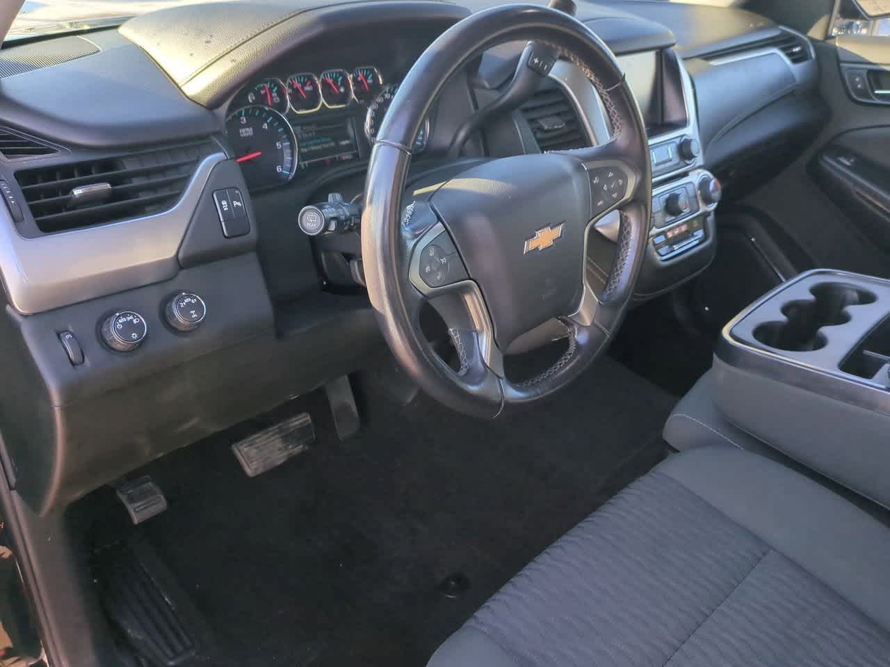 Thumbnail: 2017 Chevrolet Suburban - 2