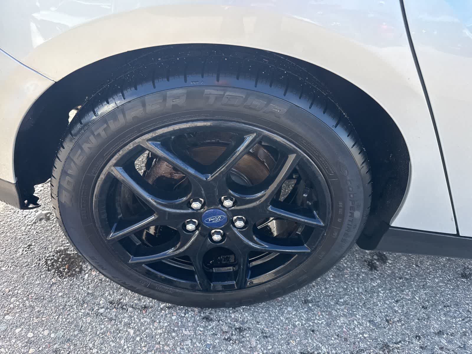 Thumbnail: 2016 Ford Focus - 11