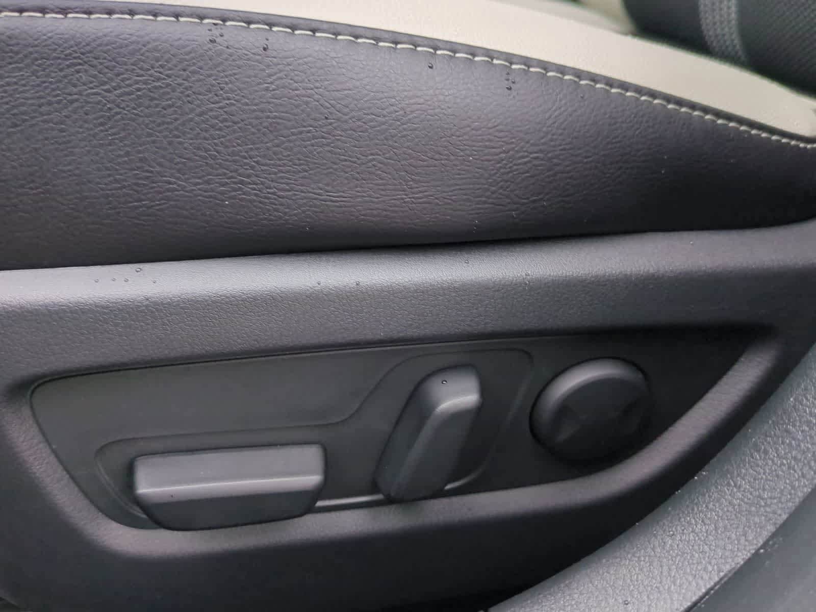 Thumbnail: 2026 Mazda CX-50 - 16