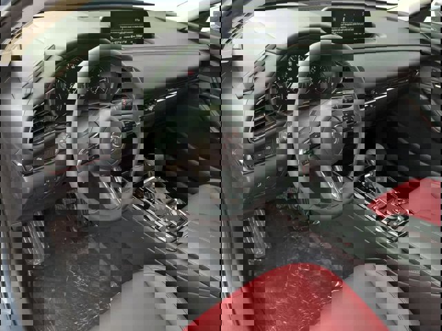 2025 Mazda CX-30 2.5 S Carbon photo 2