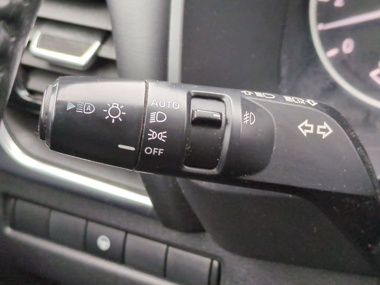 Thumbnail: 2021 Nissan Rogue - 27